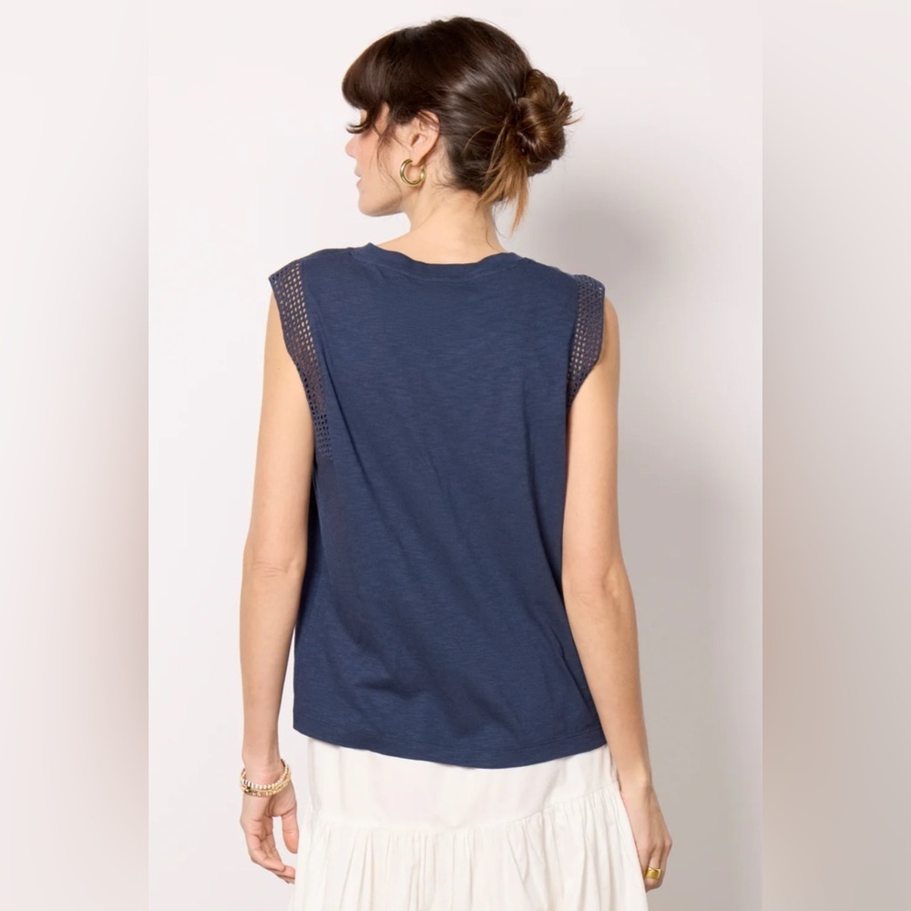 Evereve Penelope Eyelet Trim Tank - Picture 5 of 12